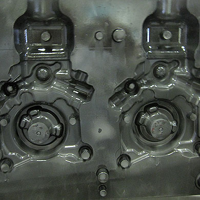 Aluminum foundry: Crankcase (after cleaning)