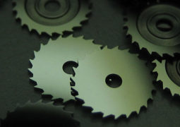 Watchmaking & jewelry: cleaning parts for mechanical watch manufacturers